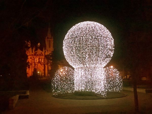 Kościół Świętych Apostołów Piotra i Pawła (Ciechocinek)  Parafia rzymskokatolicka pw. Świętych Piotra i Pawła w Ciechocinku pochodzi z II połowy XIX wieku.