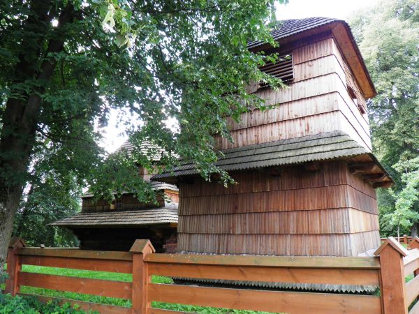 Drewniana , zabytkowa cerkiew grecko-katolicka w Gorajcu . Zbudowana w 1586 roku. Cerkiew wyjątkowej urody , użytkowana jest obecnie przez wiernych kościoła rzy