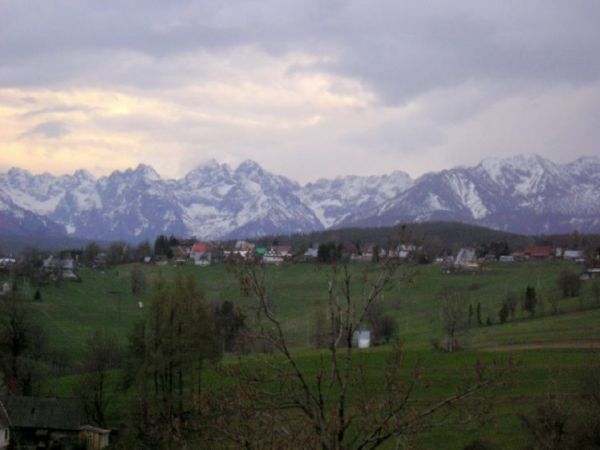 Widok na Tatry z Bukowiny Tatrzańskiej./wieczorem/