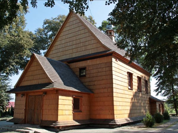 Drewniany kościół p.w.  św. Michała Archanioła w Michałówce