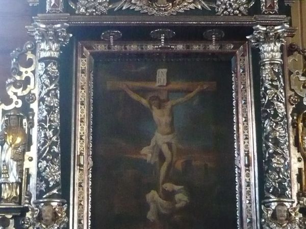 Ołtarz boczy po lewej stronie.