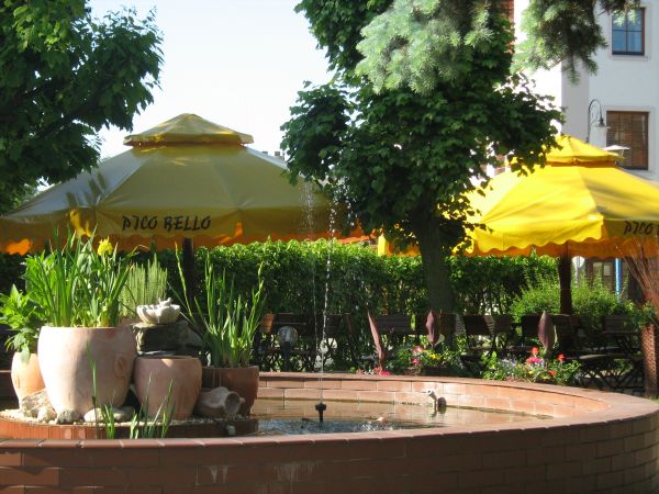 Wolsztyn, ogródek przy Pizzeri "Pico Bello" ul. Poznańska 33.