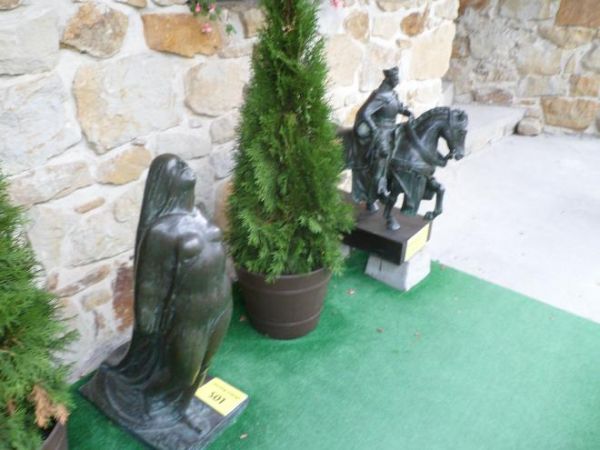 ekspozycja - na jednej z platform wieży fortecznej.