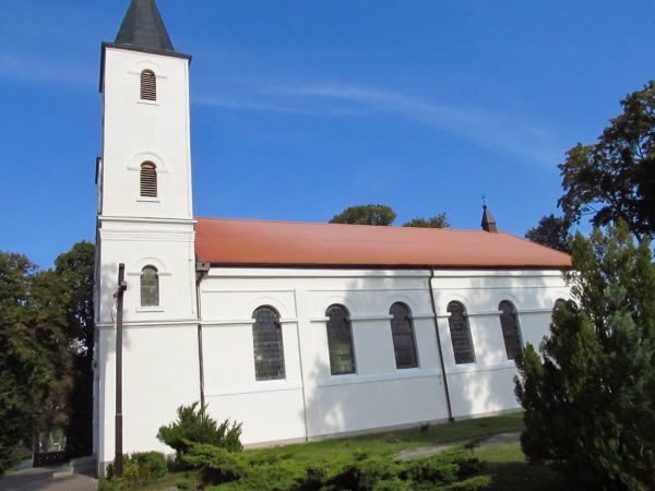 Kościół w Borzechowie