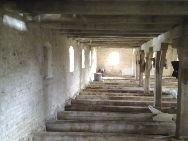 Parter spichlerza w trakcie remontu. Zima 2011. Fot. Marek Jefremienko