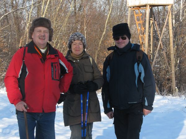 las opuszczamy, do "niemalże uśpionej wsi" wchodzić będziemy i to zdjęcie jeszcze ! - pan Jan Jakub Kolski - w Mrzygłodzie film kręcił, to blisko - za górą, moż