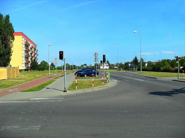 Skrzyżowanie Armii Krajowej z Aleją Jana Pawła II