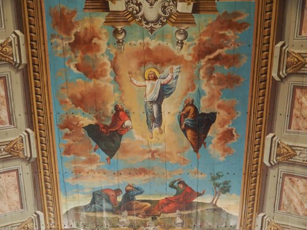 kościół pochodzi z 1464r., rozbudowany w XVII i XIX wieku, wnętrze zdobi polichromia z końca XIX stulecia autorstwa Pawła i Jana Bogdańskich, znanych malarzy ik