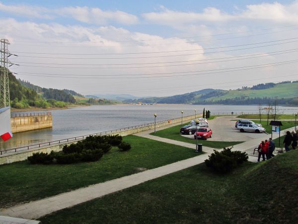 Jezioro Sromowieckie przy Zamku Niedzica