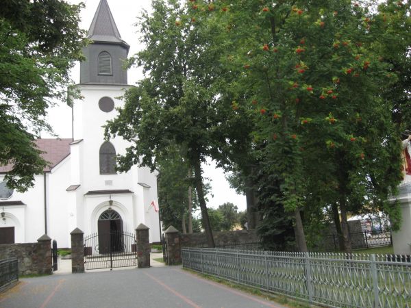 zdjecie Sobienie-Jeziory