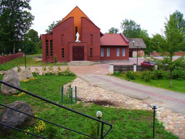 Kaplica przykościelna.