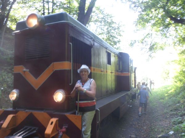 tu na lokomotywie "ciuchci" przed wjazdem do tunelu - najdłuższego w Polsce dla składów wąskotorowych - 604m.