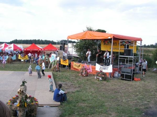 Dożynki Gminne Równopole 2005