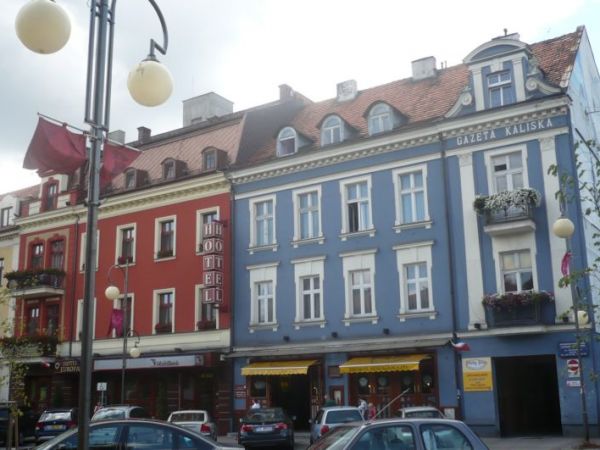 Odnowione kamienice przy ul. Widok