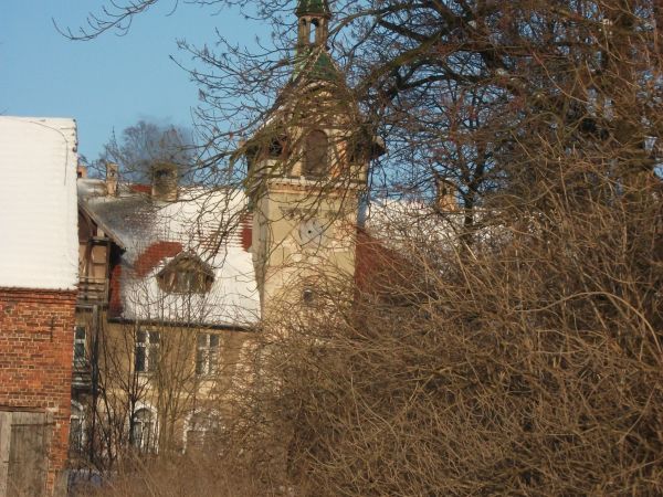 Pałac który pamięta wiele, niestety niszczeje.