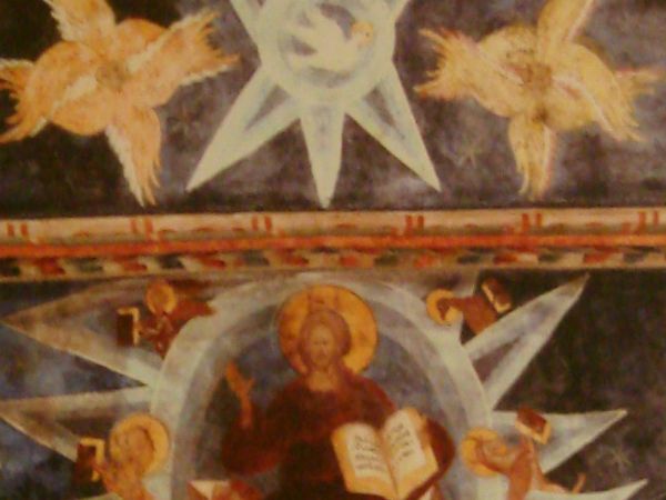Polichromia w kaplicy zamkowej . Wg zachowanego tekstu prace w kosciele zostaly " ukonczone reka mistrza Andrzeja dnia 10 sierpnia 1418 roku" .