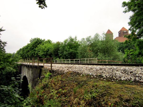 Kętrzyn-pierwszy z trzech mostów kolejowych znajdujących się przy wyjeżdzie z Kętrzyna w kierunku Nowego Młyna 2012-06-22