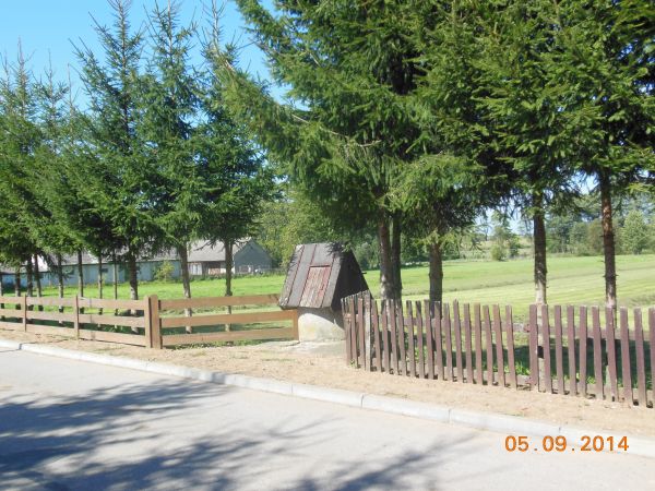 Studnia przy ulicy wsi Sitawka.