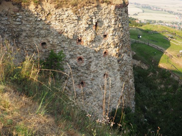 najpotężniejsza w Europie - górska twierdza, Fryderyk Wielki poprosił słynnego włoskiego architekta Franciszka von Pinto by zaprojektował twierdzę podobną do in