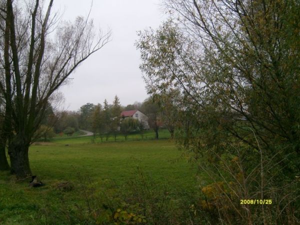 Wieś od strony rzeki.