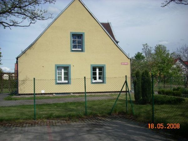 Budynek poczty w Czarnej Dąbrówce