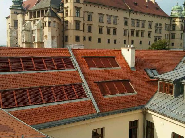 Dzięki uprzejmości Kol.Mariusza przedstawiam zagadkę- co to jest i zkąd robiono zdjęcie ?