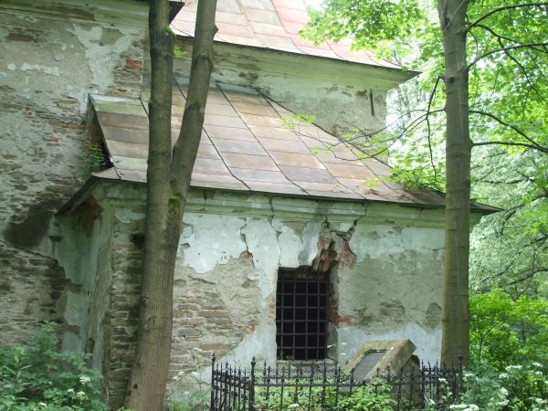 Cerkiew w Króliku Wołoskim została zbudowana w latach 1843-1845 w miejscu starszej, drewnianej świątyni. W latach 1923 oraz 1930 została odnowiona. Po wojnie, p