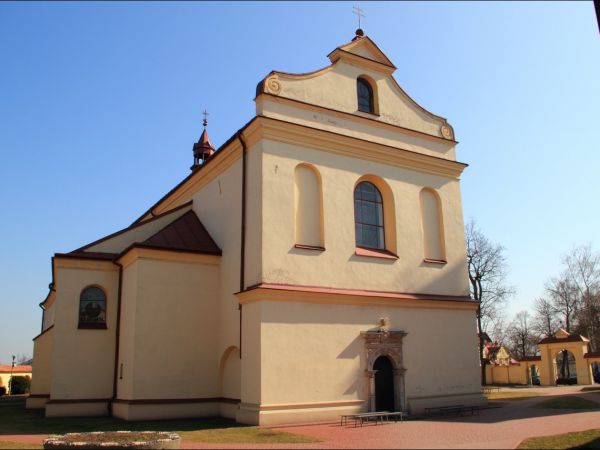 Kościół św. Trójcy / fara /