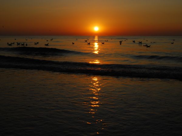 I przecudnej urody zachody słońca