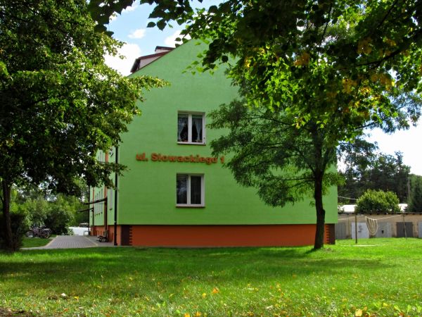 Blok mieszkalny przy ulicy Słowackiego 1