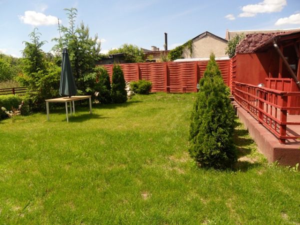 OGRÓD WKOŁO DOMKÓW
