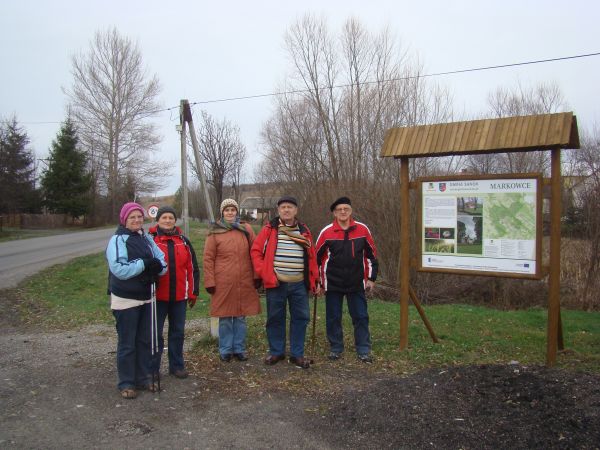 Gmina Sanok w "witacze" swoje wsie wyposażyła, z czytelnymi mapami, legendą i akcentem historycznym - turyści mile zaskoczeni !