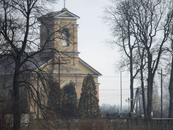 Kościół w Mniszku