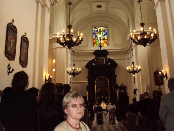 Cudowny obraz Matki Bożej Szkaplerznej jest celem licznych pielgrzymek. Wizerunek Królowej Karmelu został koronowany w 1988r.