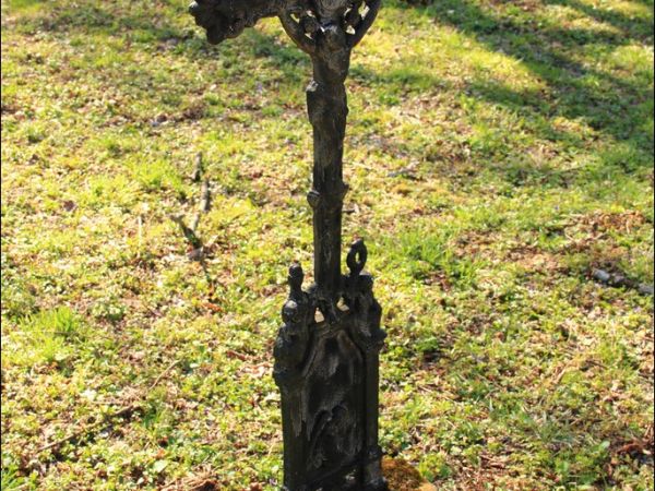 Drewniana cerkiew greckokatolicka pw. św. Dymitra w Piątkowej. Zbudowana przed 1732 rokiem. Świątynia w Piątkowej należy do nielicznych na terenie południowo-ws