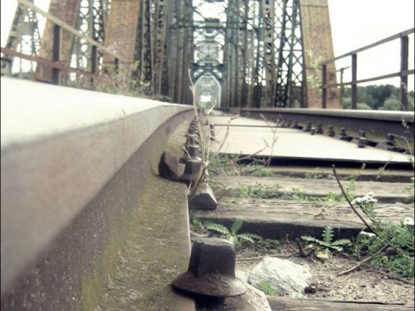 Kawałek mostu obok Anusina. ;]