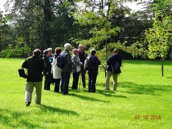 słuchamy, dotykamy i oglądamy - i nadziwić się nie możemy, że są ludzie tacy i miejsca takie...