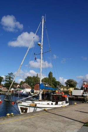 Piękna łajba. Mrzeżyno - wrzesień 2010