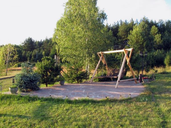 Nad jeziorem Gogolinek w Czarnym - ośrodek wczasowy