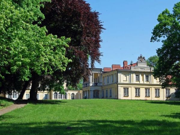 Pałac w Waplewie - maj 2012 rok.