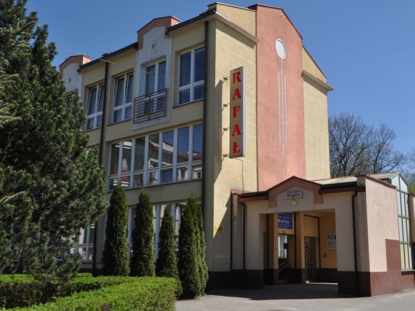Sanatorium "RAFAŁ" w Busku-Zdroju