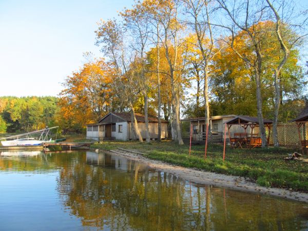 Jesień nad plażą w Borsku - Jeziornej