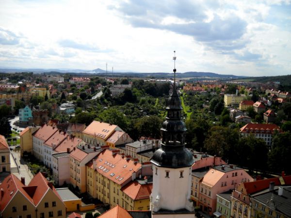 Złotoryja z lotu ptaka

Złotoryja (łac. Aureus Mons, niem. Goldberg, daw. Złota Góra) – miasto i gmina w południowo-zachodniej Polsce w województwie dolnośląs