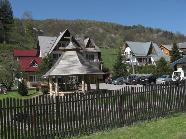 Parking przy Wiktorówce