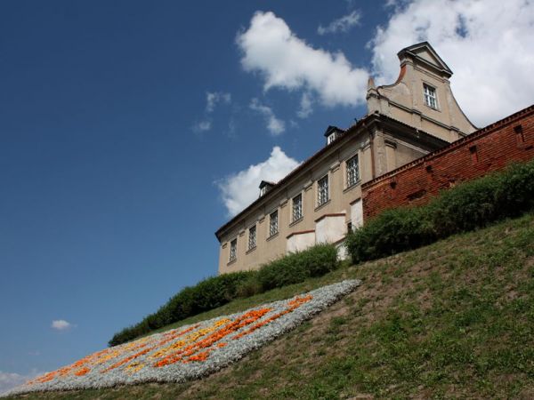 A na szczycie muzeum