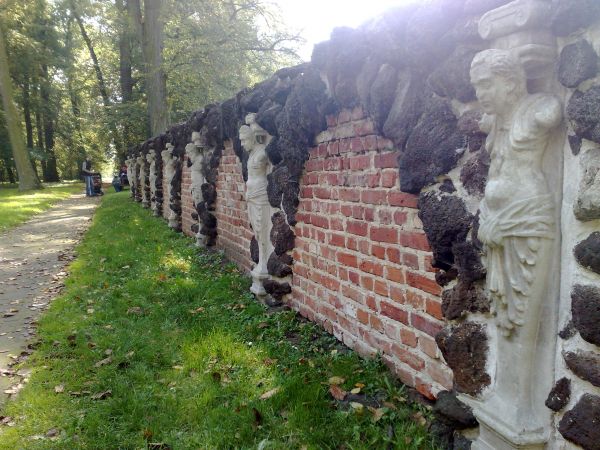 OGRODZENIE PRZYBYTKU ARCYKAPŁANA