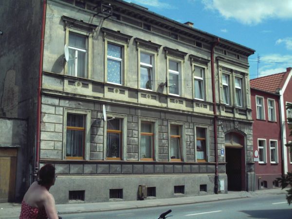 Piękno w szarych barwach.
ul. Wojciecha Kossaka.
Dla wielu turystów wizytówka miasta.