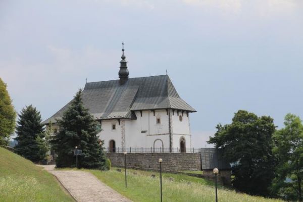 Andrzej Świerad - pierwszy święty Polak - urodzony w Chwalibogowicach w diecezji kieleckiej, za : "Niedziela" nr 27/2012  - "Zanurzeni w Kieleckiem", ale obecni