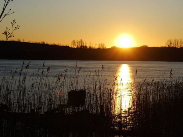 Kuksy - jezioro o świcie.