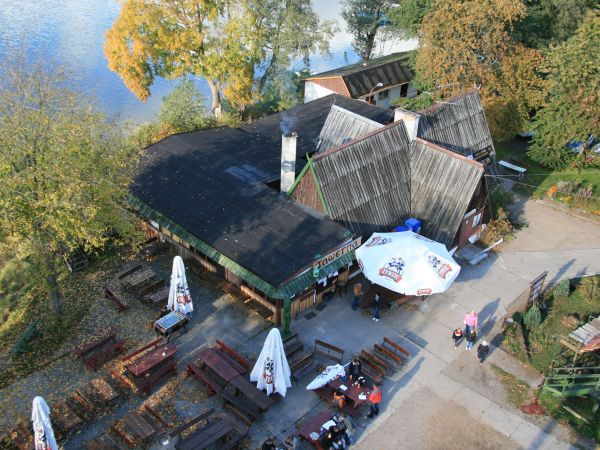 Wdzydze Kiszewskie, widok z platformy widokowej.